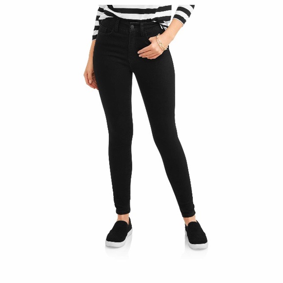 Time and Tru Denim - NWT Time and Tru Woman’s Core Skinny Jeans
